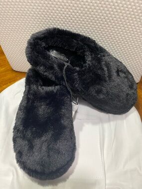 32 Degrees Black Faux Fur Slip-On Slippers